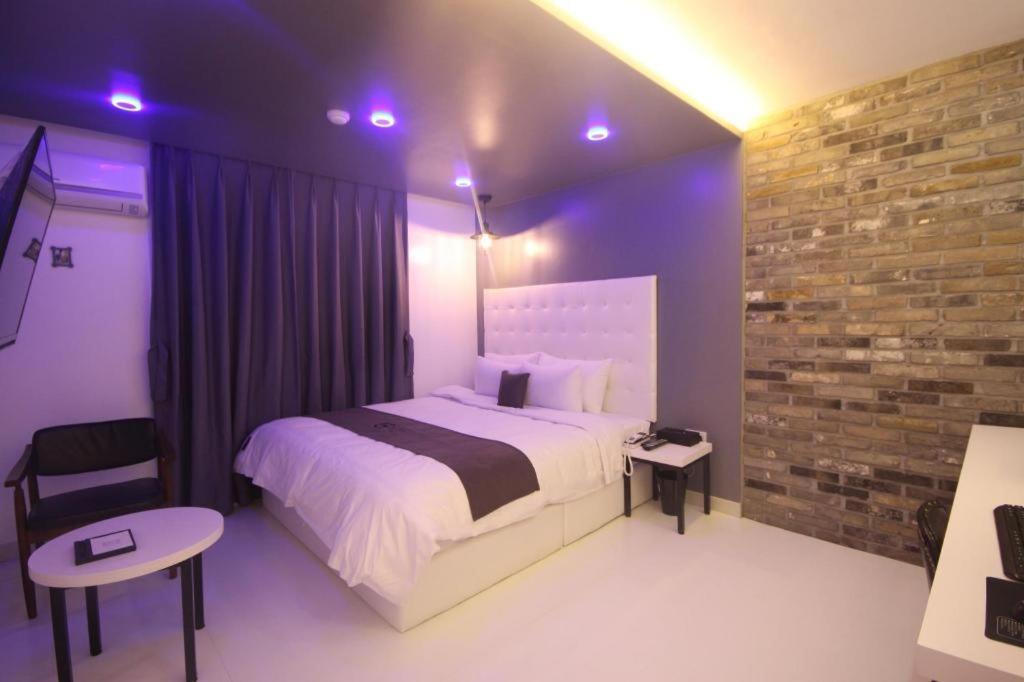 בוסאן Gray Hotel מראה חיצוני תמונה